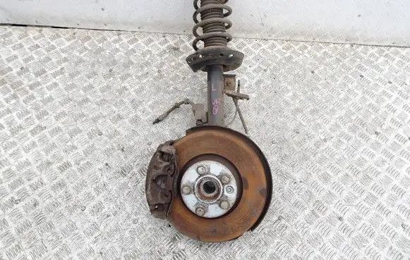 Volvo V60 Front wheel hub spindle knuckle