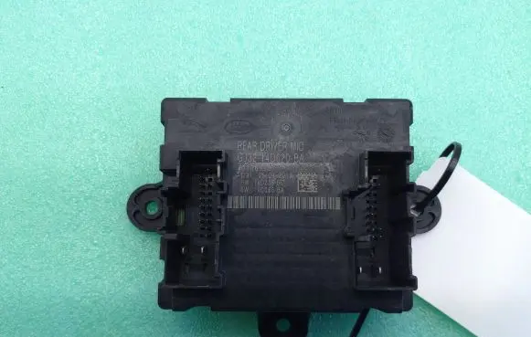 Jaguar F-Pace Door control unit/module GJ3214D620BA 10136990