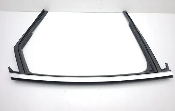 Audi A5 Rubber seal rear door window/glass 8B5839431B