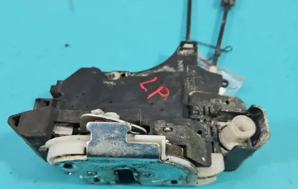 Mitsubishi Colt CZ3 Front door lock IMPRK1383816