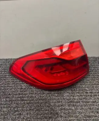 BMW 5 G30 G31 Rear/tail lights 7388947 631001 631000