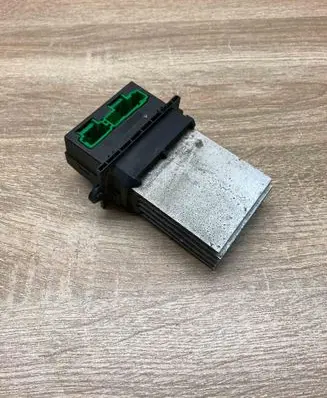 Peugeot 406 Heater blower motor/fan resistor 73418412