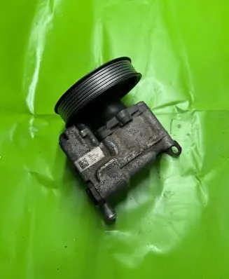 BMW 5 E60 E61 Power steering pump 678084804 7652974109