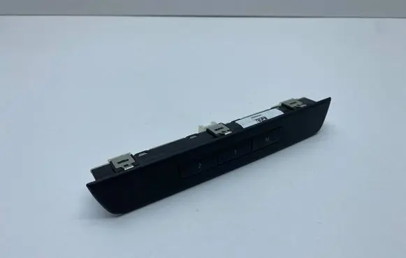 BMW 5 F10 F11 Seat memory switch 9215748 28227013