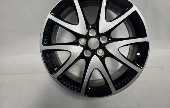 Toyota Yaris XP210 R17 alloy rim 8535750