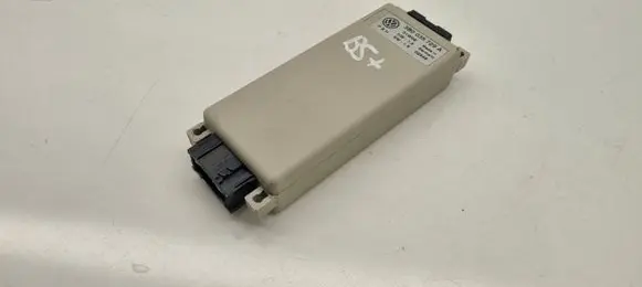 Volkswagen PASSAT B5.5 Phone control unit/module 3B0035729A