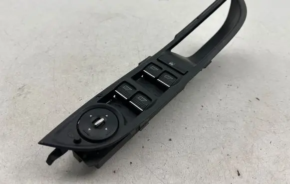 Ford Focus Electric window control switch AM5T14A132CA 10020922