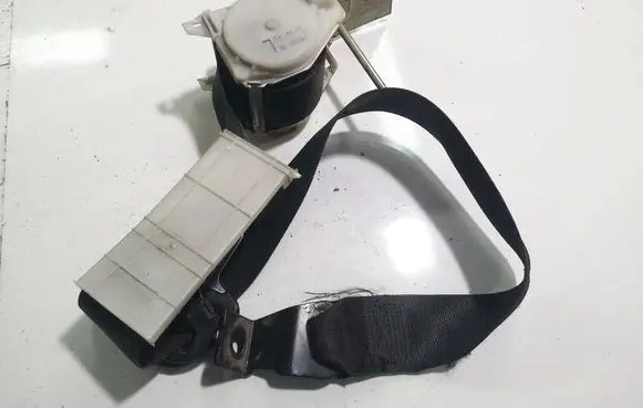 Opel Zafira A Front seatbelt 14020035