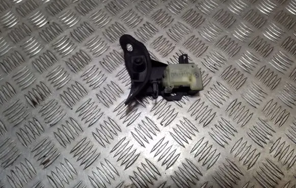 Fuel tank cap lock motor