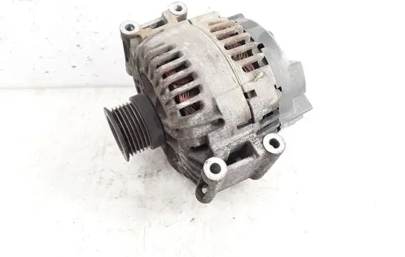 Mercedes-Benz C W204 Generator/alternator A0009060401 Q1150A14V TG15C182