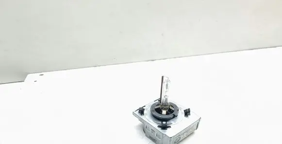BMW X5 E53 Xenon bulb 6907489