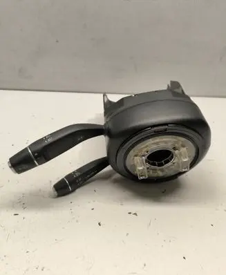 Mercedes-Benz CLA C117 X117 W117 Wiper turn signal indicator stalk/switch A2469001511