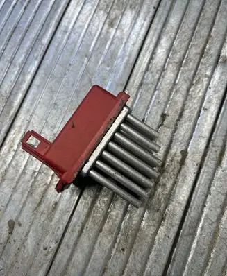 Seat Ibiza II (6k) Heater blower motor/fan resistor 1J0907521 657364M 5DS00646701