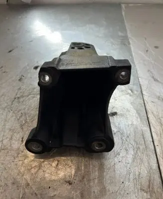 Ford Transit Engine mounting bracket 6C116061AA