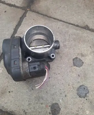 Volkswagen Golf IV Throttle valve 408238323002 036133062A 000641