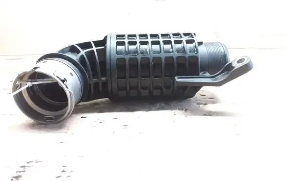 BMW 2 F45 Turbo air intake inlet pipe/hose 46803151 7692458