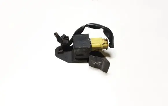 Suzuki XL7 I Airbag deployment crash/impact sensor 3893052D10 3893052D1 1876004410