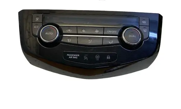Nissan Qashqai Climate control unit 275004EA1A 20150328 T907771D