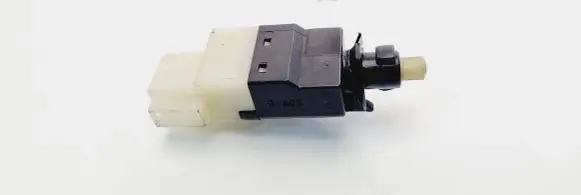 Mercedes-Benz C W203 Brake pedal sensor switch 0015453809