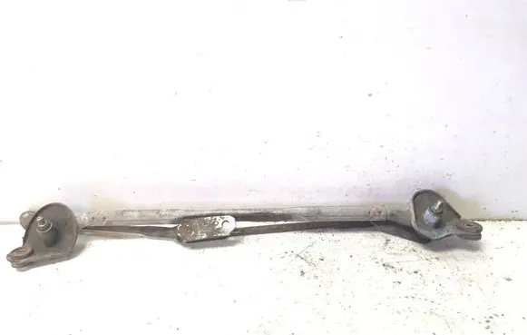 Toyota Avensis T250 Front wiper linkage 
