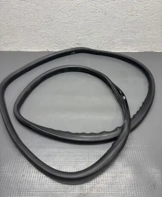 Volvo C30 Front door rubber seal 