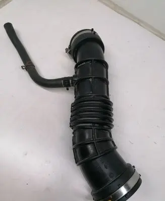 Renault Master III Air intake duct part 8200873101