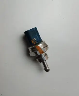 Nissan Navara D23 Exhaust gas pressure sensor 8200443538