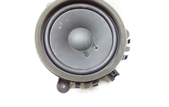 Volvo V70 Front door speaker 30657445
