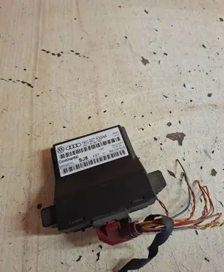 Volkswagen Caddy Gateway control module 1K0907530AA 5WK50011L 1K0907951