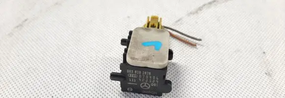 Mercedes-Benz R W251 Airbag deployment crash/impact sensor 0038202826