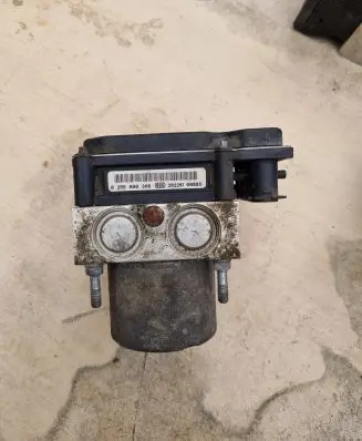 Nissan Primera ABS Pump 0265800308 28226100885
