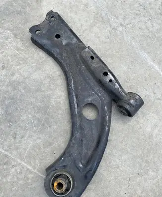Peugeot 3008 II Front control arm 98138522