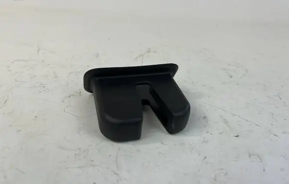 Audi RS5 Tailgate/boot lid lock trim 4E0827520B
