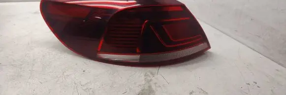 Volkswagen PASSAT CC Rear/tail lights 3C8945207M 81170101
