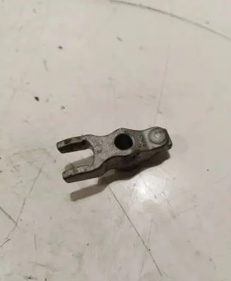 Opel Astra J Fuel Injector clamp holder