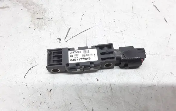 Chrysler Pacifica Airbag deployment crash/impact sensor 04671779AB