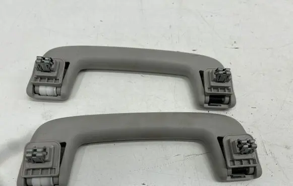 Front interior roof grab handle