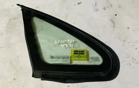 Honda Accord Rear vent window glass 