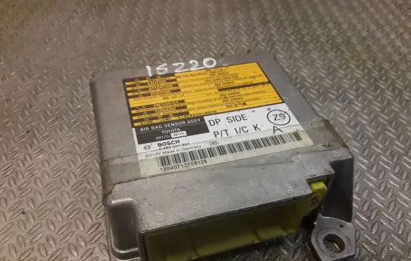 Lexus IS 220D-250-350 Airbag control unit/module 8917053110