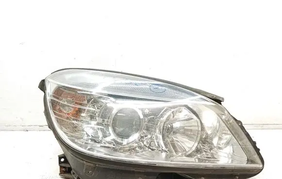 Mercedes-Benz C W204 Headlight/headlamp A2048208661 A204820866