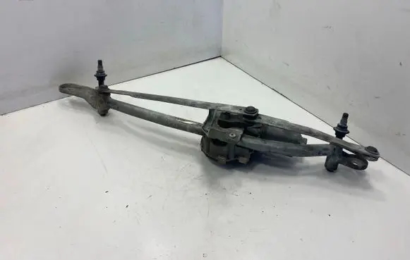 BMW 5 F10 F11 Front wiper linkage and motor 3397021520