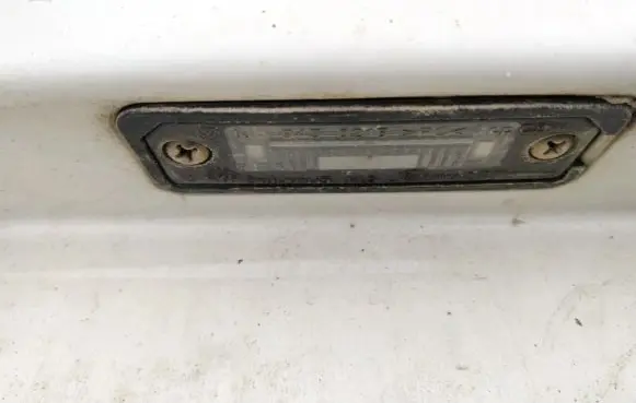 Volkswagen Golf V Number plate light
