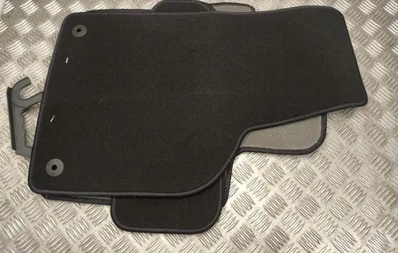 Volkswagen New Beetle Car floor mat set 
