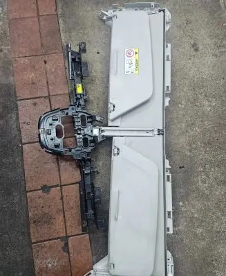 Citroen C4 II Picasso Sun visor 98018898BJ 1183491 2002002055