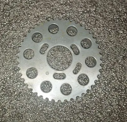 Volkswagen PASSAT B7 Camshaft pulley/ VANOS 03L109111