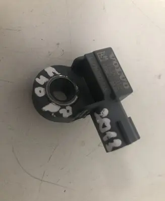 Volvo V40 Airbag deployment crash/impact sensor 31387312