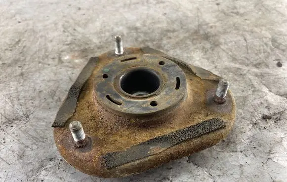 Toyota Corolla Verso AR10 Front upper strut mount 
