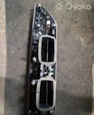 BMW X3 G01 Dash center air vent grill 9363444 11916410 00920