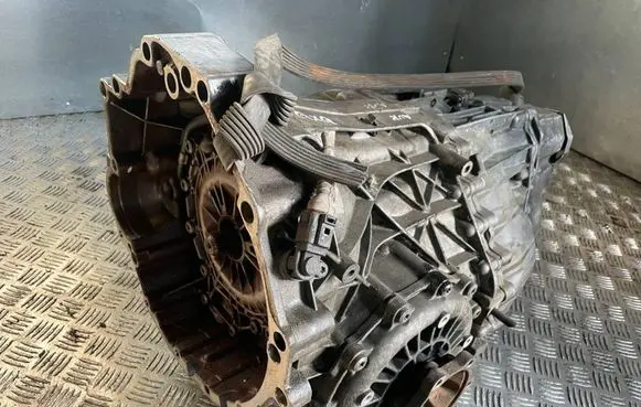 Audi A6 S6 C6 4F Automatic gearbox QXQ AUK