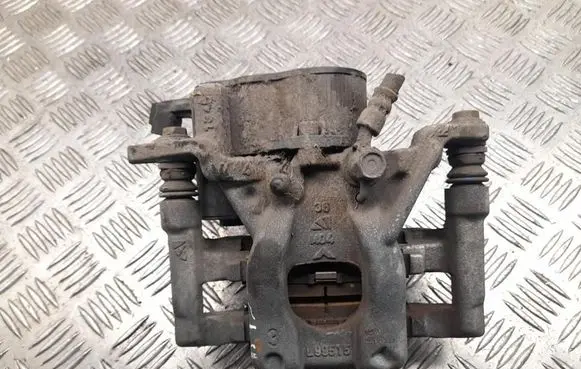 Toyota Yaris Cross Rear brake caliper L99515